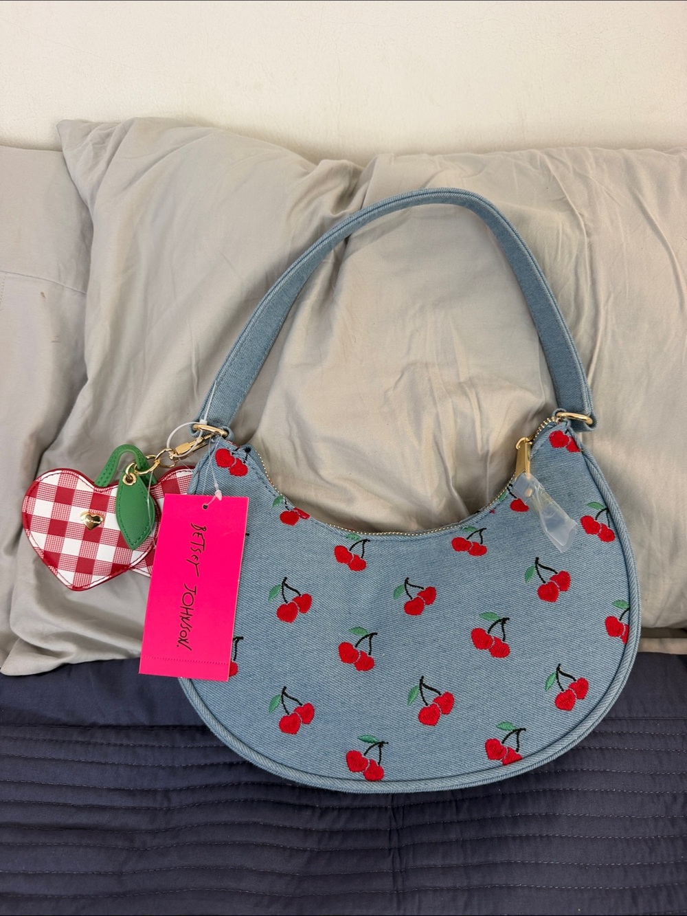 Betsey Johnson xonorthy - Picture 3 of 9